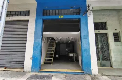 Loja com 42m² para alugar no bom retiro, com 1 banheiro e mezanino a  2km do metrô.