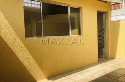 Sobrado à venda de 100m², com 4 dormitórios, 4 banheiros e 1 vaga, em Santana.