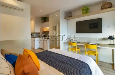 Studio à venda de 28m², com 1 dormitório e sacada, na região de pinheiros.