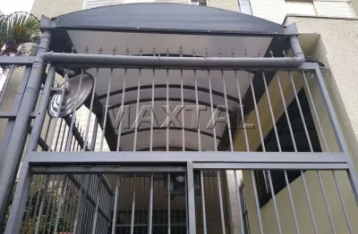 Apartamento à venda de 60m², com 2 dormitórios, 2 banheiros e 1 vaga de garagem, próximo ao metrô.