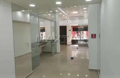 Loja na voluntários da pátria, salão de 85m², piso frio, escritório, mezanino, 3 banheiros