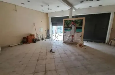 Loja em região comercial de santana, salão com 100m², 04 provadores, 02 banheiros