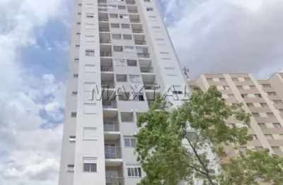 Apartamento para locação com  37m², 2 dormitórios, sala, sacada, sem vaga de garagem.
