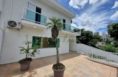 Sobrado à venda de 300m² com 3 suítes, sala ampla e 2 vagas na santa teresinha, região de santana.