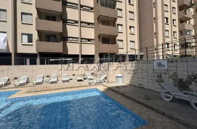 Apartamento à venda na vila santa maria de 50m², com 2 dormitórios, sacada na sala e 1 vaga.