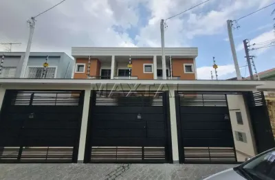 Sobrado novo no bairro do sítio do morro, 3 quartos sendo 1 suíte e 2 vagas, casa verde com limão