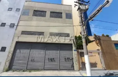 Galpão para locação em região comercial de santana, com entrada para caminhão.