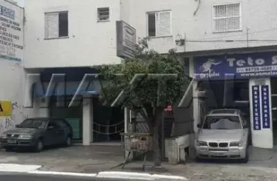 Apartamento à venda de 72m², com 2 dormitórios e 1 vaga, em Santana.