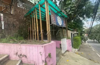 Casa comercial à venda, com 3 salas, 3 banheiros, 140m² na região da pompéia.