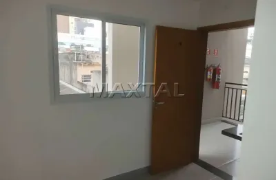 Apartamento de 29m² 1 dormitório, 1 sala, 1 cozinha,1 banheiro e lavanderia coletiva.