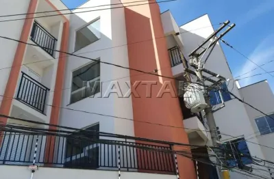 Vende-se cobertura na vila isolina , com 1 dormitório, sala, e cozinha. varanda com vista panorâmica