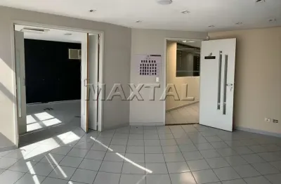 Casa comercial para locação de 765 m², 12 salas, 10 vagas, no jardim são bento.