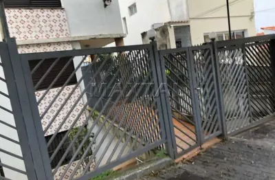 Apartamento à venda de 95m², com 3 dormitórios, 1 suíte e 1 vaga de garagem, na água fria.
