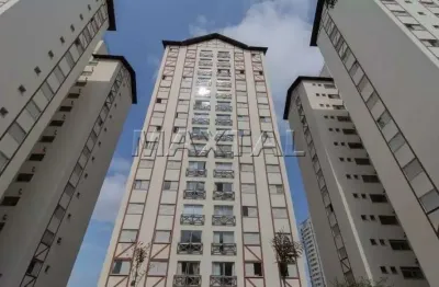 Apartamento à venda com 3 dormitórios, 2 banheiros e 1 vaga, com lazer na  avenida parada pinto.