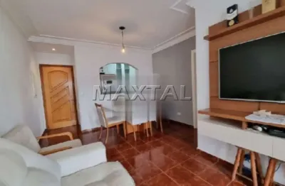 Apartamento de 70m² à venda, com 3 dormitorios, 2 banheiros e 1 vaga, na santa teresinha.