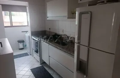 Apartamento no chora menino, 68m², 2 dormitórios, 1 deles suíte, 1 banheiro, 2 vagas  de garagem.