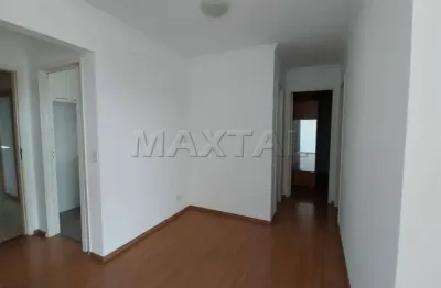 Apartamento para locação com 2 dormitórios e 1 vaga, com lazer, em santana.