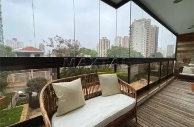 Apartamento à venda, de 206m², com 3 suítes e 3 vagas de garagem, em santana.