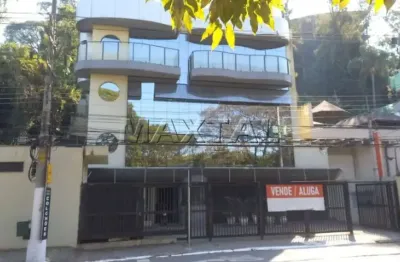 Prédio comercial na região comercial da Avenida Braz Leme, com 2.300m² de área útil, 4 pisos, eleva