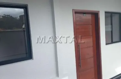 Apartamento à venda de 28m², 1 dormitório, sala e cozinha, na água fria
