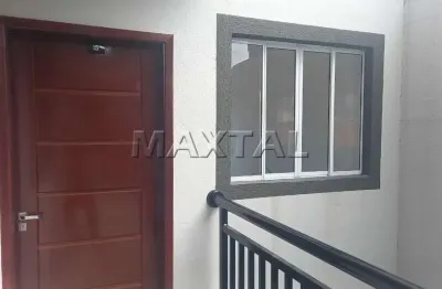 Apartamento à venda de 41 m², 2 dormitórios, sala e cozinha, na chácara são joão.
