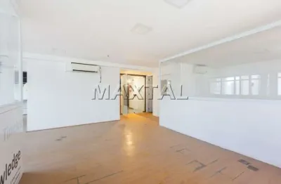 Conjunto comercial para locação em perdizes, de 68,24m², com recepção e bem iluminado.