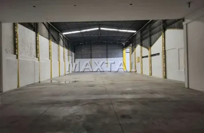 Galpão para locação de 1.200 m², com 2 banheiros e 2 salas administrativas, na vila maria.