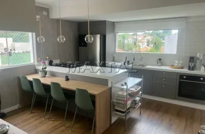 Casa 220m² para alugar no tremembé, 3 quartos sendo 1 suite, 3 banheiros, 2 vagas e piscina.