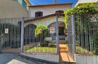 Terreno 289m² com 3 casas em zoneamento misto em santana
