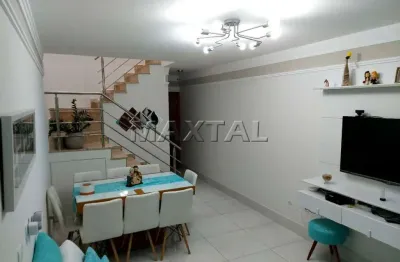 Sobrado à venda de 112m², com 3 dormitórios sendo suites e 2 vagas, na vila mazzei.