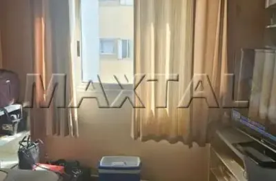 Apartamento à venda de 42m², com 1 dormitório, na região da bela vista.