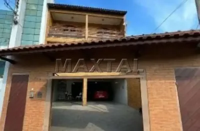 Sobrado com 3 suítes, 3 vagas cobertas e localização privilegiada ao lado da av. joaquina ramalho