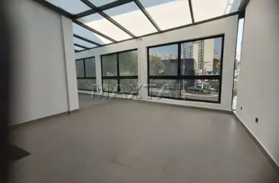 Prédio comercial para alugar, com  320 m² na barra funda a 850 metros do metrô.