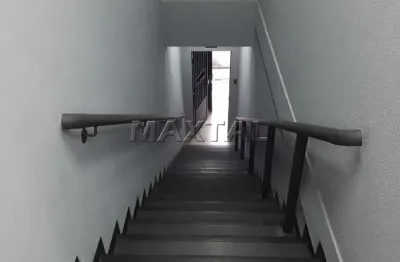 Sala comercial para locação de 20m², próximo ao metrô santana, em avenida movimentada.