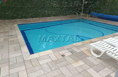 Apartamento para locação com 2 dormitórios e 1 vaga, ao lado da av. braz leme.