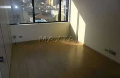 Sala comercial à venda em santana próximo ao metrô, com 1 banheiro, 1 copa e 1 vaga de garagem.