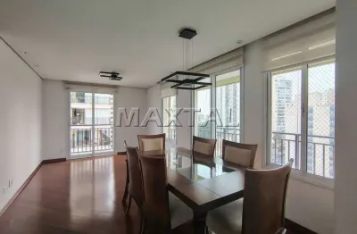 Apartamento para locação de 130m², com 3 dormitórios, 2 vagas, na água fria.