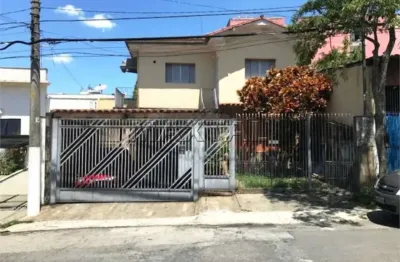 Sobrado com 4 quartos e 3 banheiros à venda - localização privilegiada na zona norte!