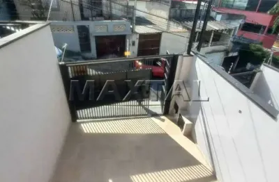 Sobrado novo à venda com 3 quartos, 3 banheiros e 2 vagas, na vila romero.