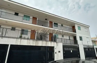 Casa em condomínio fechado com 44 metros  2 quartos, 1 banheiro e 1 vaga de garagem