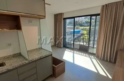 Studio para alugar, 26m² com sacada, armário, ar-condicionado, próximo ao metrô santana.