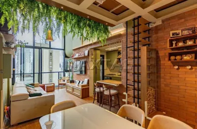 Apartamento mobiliado à venda de 105 m² com varanda gourmet, 2 suítes, e 2 vagas, na vila olímpia.