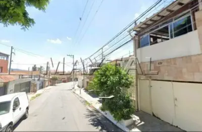 Casa  comercial de 200m² com 3 quartos, 2 suítes e 1 vaga, no sitio do mandaqui.