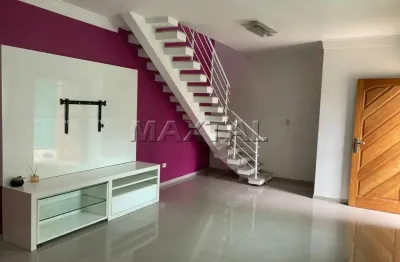 Sobrado à venda na vila constança, com 3 dormitórios, sendo 1 suíte e 3 vagas cobertas.