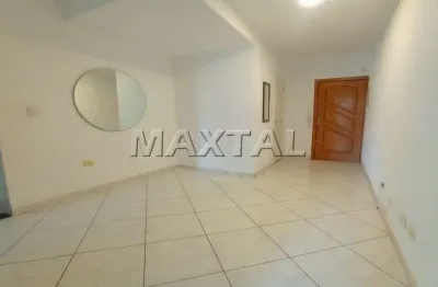 Ótima localização, apartamento com 2 dormitórios, 1 sala e banheiro- 600 metros do metrô santana.