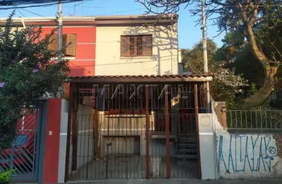 Sobrado à venda de 136m² 3 dormitórios, 2 salas, 1 vaga de garagem,  na vila gustavo.