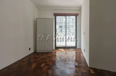 Studio para alugar em santa cecília com 29m² reformado e semi  mobiliado.