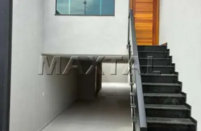 Sobrado à venda de 180m², com 3 suites e 5 vagas de garagem, no parque rodrigue alves.
