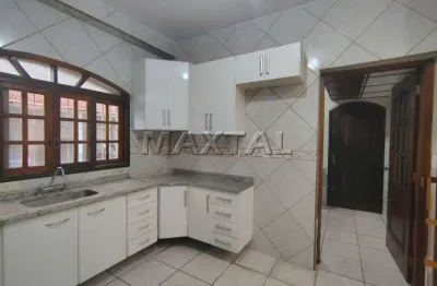 Casa para locação em santana ao lado da braz leme com 3 quartos, 1 suíte, 2 banheiros.