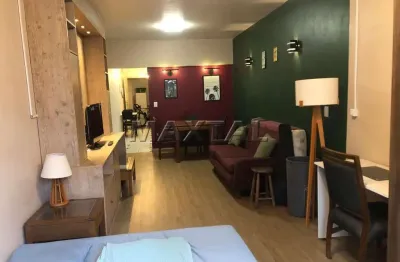 Apartamento tipo vendido em vila buarque com 1 quarto, 46m², aceita pets e janelas anti-ruído.